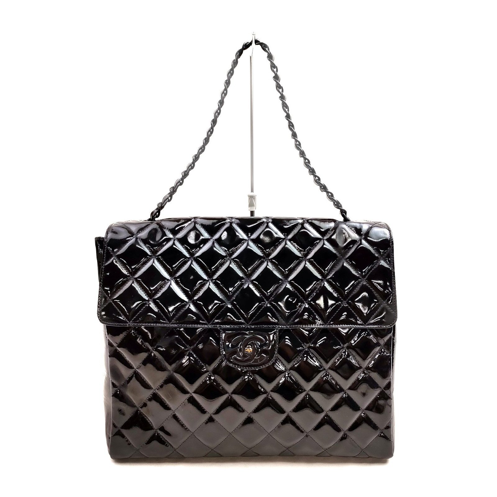 Chanel Shoulder Bag Matelassé Black Patent Leather – The Luxury Lady